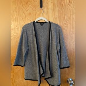 Women’s cardigan with 3/4 length sleeves